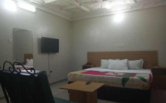 Serob Hotels
