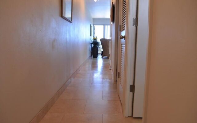 Lahaina Roads 309 by RedAwning