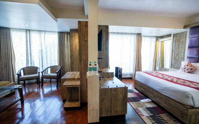 Viceroy Hotel