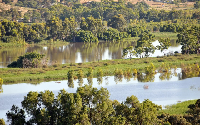 Romantic Getaways at Riverview Rise Retreats