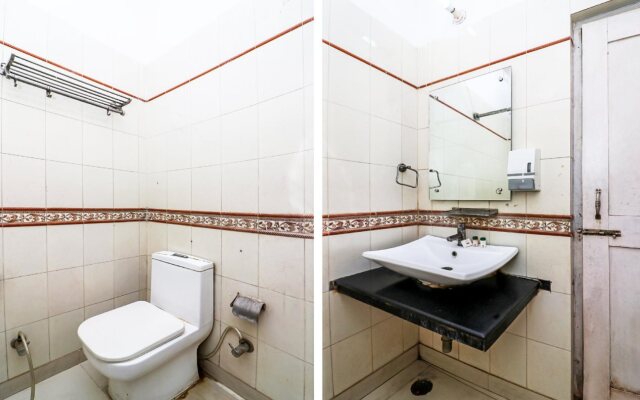 Anoop Hotel