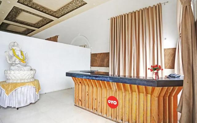 Oyo Flagship 806078 Sparsh 11 Heaven
