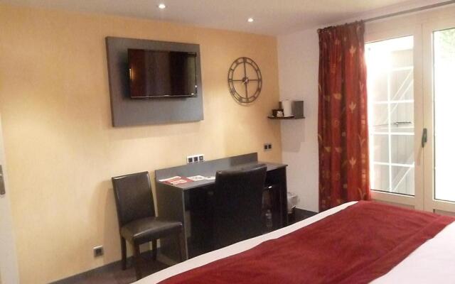 The Originals Relais, Hôtel Restaurant Les Coquelicots