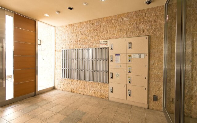 At RLiS House Namba Minami
