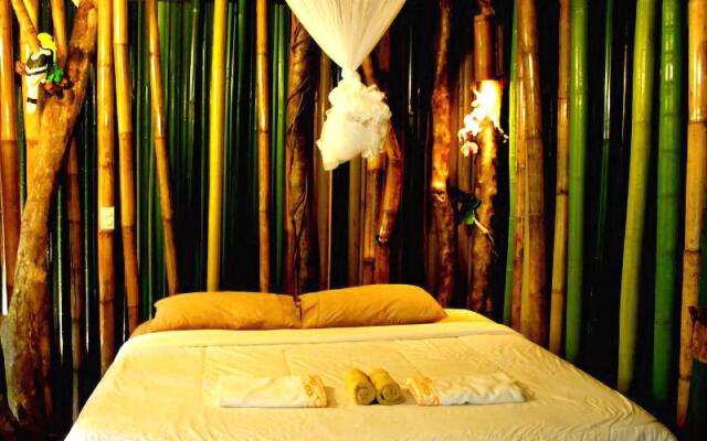 Khao Sok Tree House