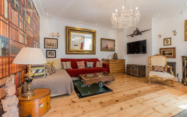 Sherlocks Hidden Home