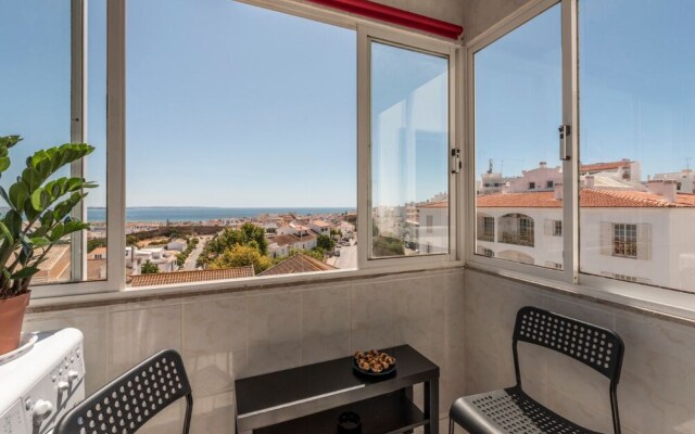 3 Bedroom Apartment with Amazing View