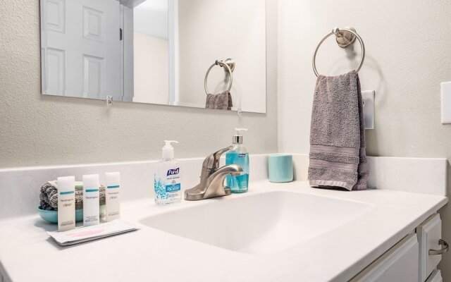 Niceville Dream Home Sleeps 13