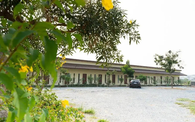 Sasi Nonthaburi Hotel