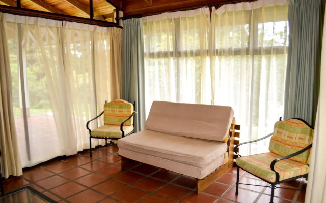 Termales del Bosque & Hot Springs