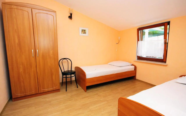 Apartments with a parking space Sutivan, Brac - 745