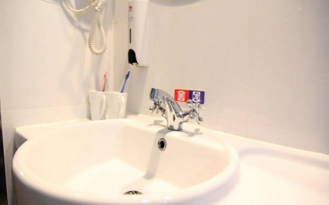 Hanting Hotel Chongqing Shapingba Branch