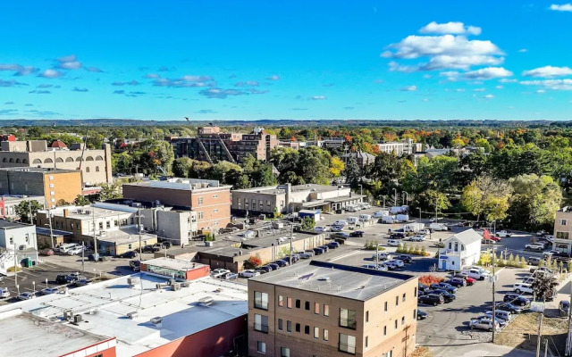 The Loop Downtown By Kasa