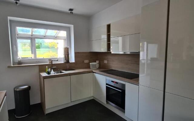 L'antre Parenthese de Sainte-Cecile