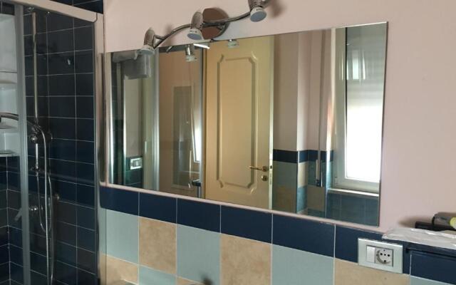 Gioviale Rooms