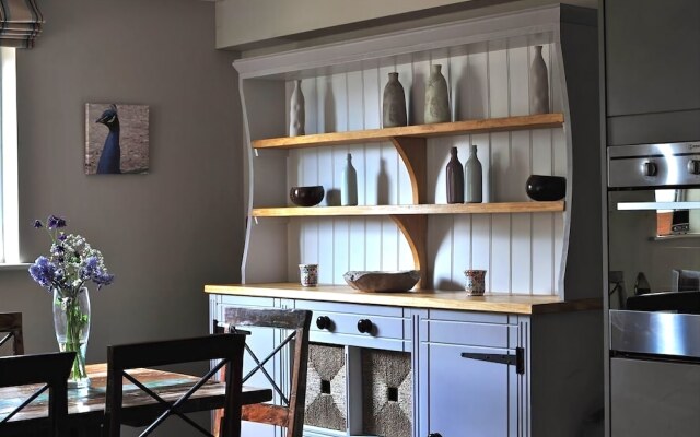 Hazelnut Barn, Bourton On The Water