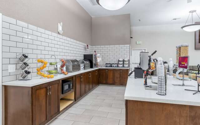 Best Western Plus Executive Inn & Suites