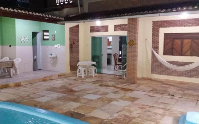 Lindo Sobrado Com Piscina Para Até 10 Hóspedes!