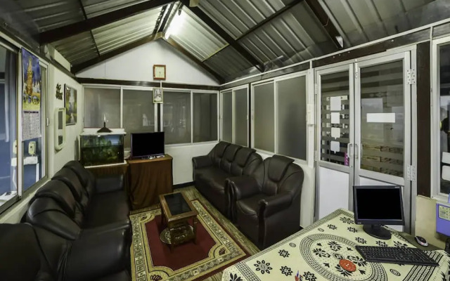 OYO 28641 Vijaya Deepa Guest House