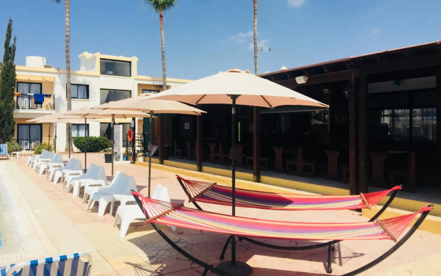 Carina Hotel Apartments