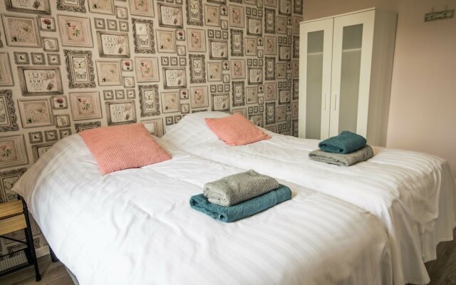 Modern Mansion in Tarn With Pool, Impressive Location