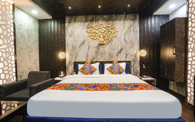 Fabhotel Greenstar Inn