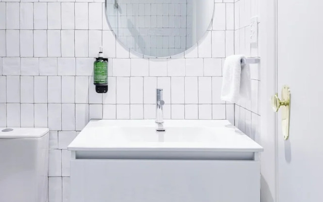 The Lakes Hotel, Rosebery