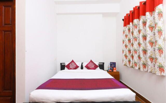 OYO Home 10911 Sea View 3BHK White Town