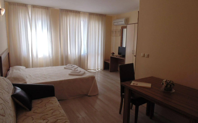Relax Holiday Complex & Spa