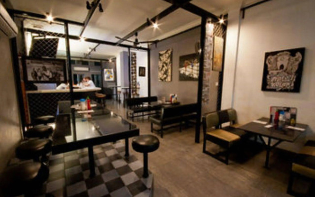 Me Mates Place