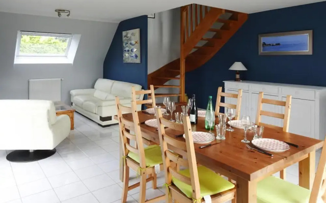 Nice Holiday Home With Beautiful Garden, Paimpol