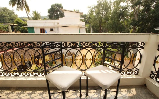 OYO Home 11012 Peaceful 1BHK Nerul