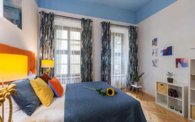 Fragola Apartments Pop of Colour