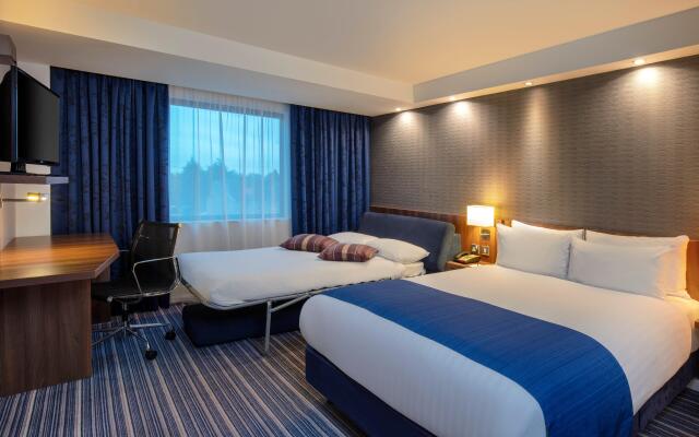 Holiday Inn Express London Heathrow T5 by IHG
