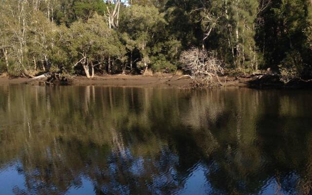 Jervis Bay Cabins & Hidden Creek Campsite