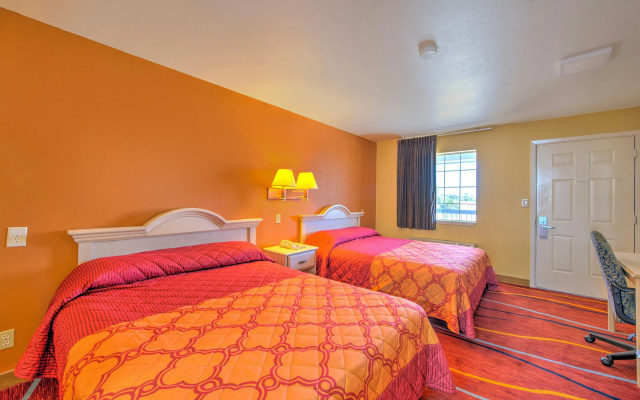Heights Inn by Townhouse Harker Heights/Killeen