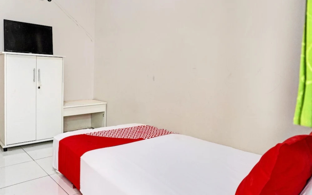 OYO Life 92684 Kost Mutiara Nirwana