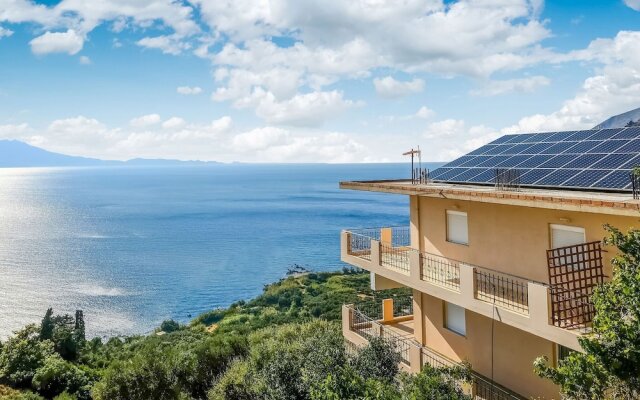 Seaview Studio, 3 Pers Panoramic Seaview in Beautiful Setting, West From Chania