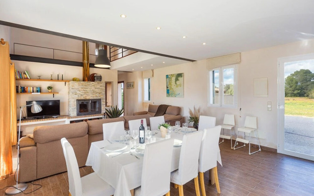 Close Es Trenc Beach Villa with Pool