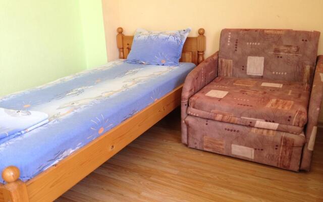 Kazlarov Guest House