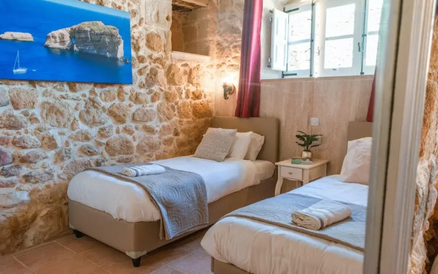 Villa Oliva 4 Bedroom Villa