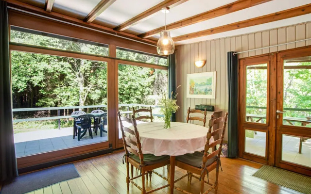 Cozy Chalet in Trois Ponts near Forest