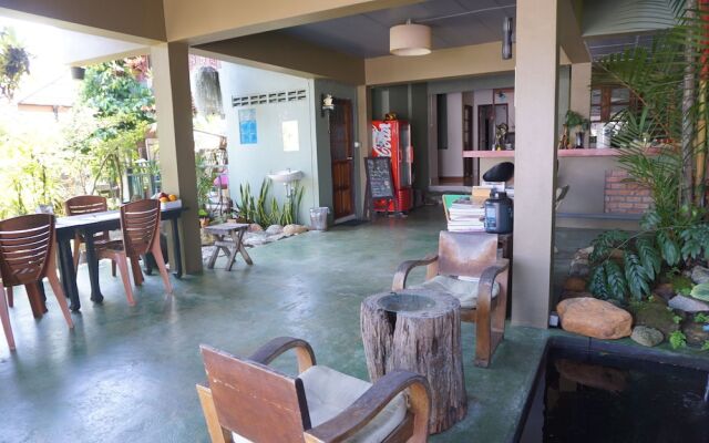 Home Phang-Nga Guesthouse