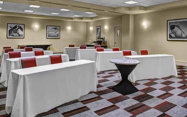 Four Points by Sheraton Huntsville Airport