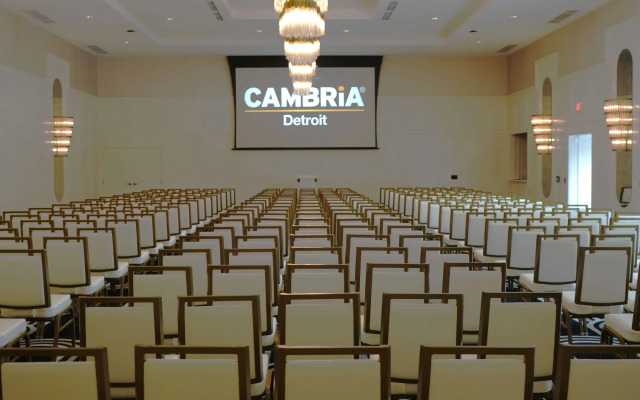 Cambria Hotel Detroit Downtown
