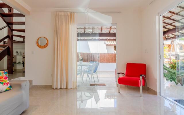 GB07 Ótima Casa 4 Suítes com Piscina em Guarajuba