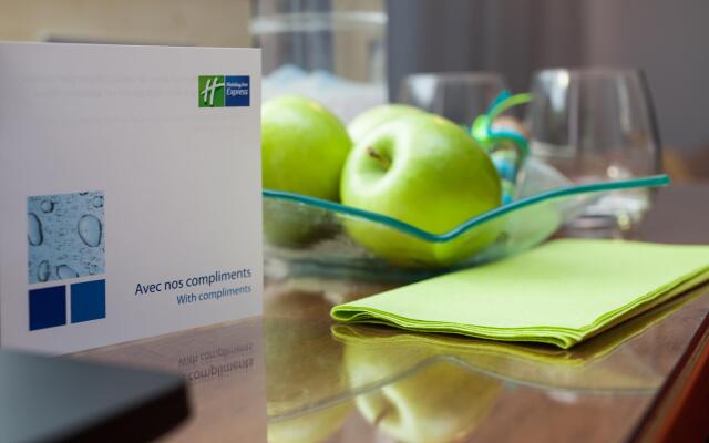 Holiday Inn Express Toulouse Airport, an IHG Hotel