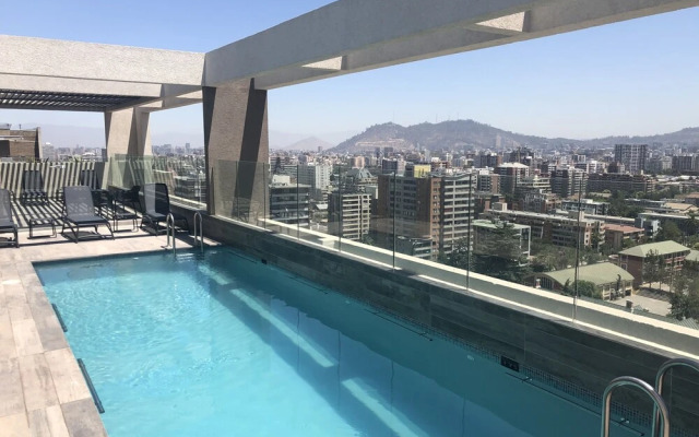 Plaza Ñuñoa - Metro Chile España