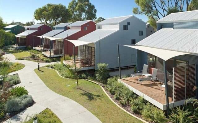 Footprints Preston Beach