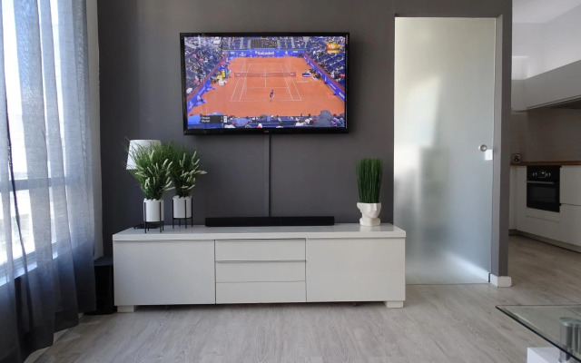 Santa Cruz Luxury Low-Cost Apartment with Terrace & Views